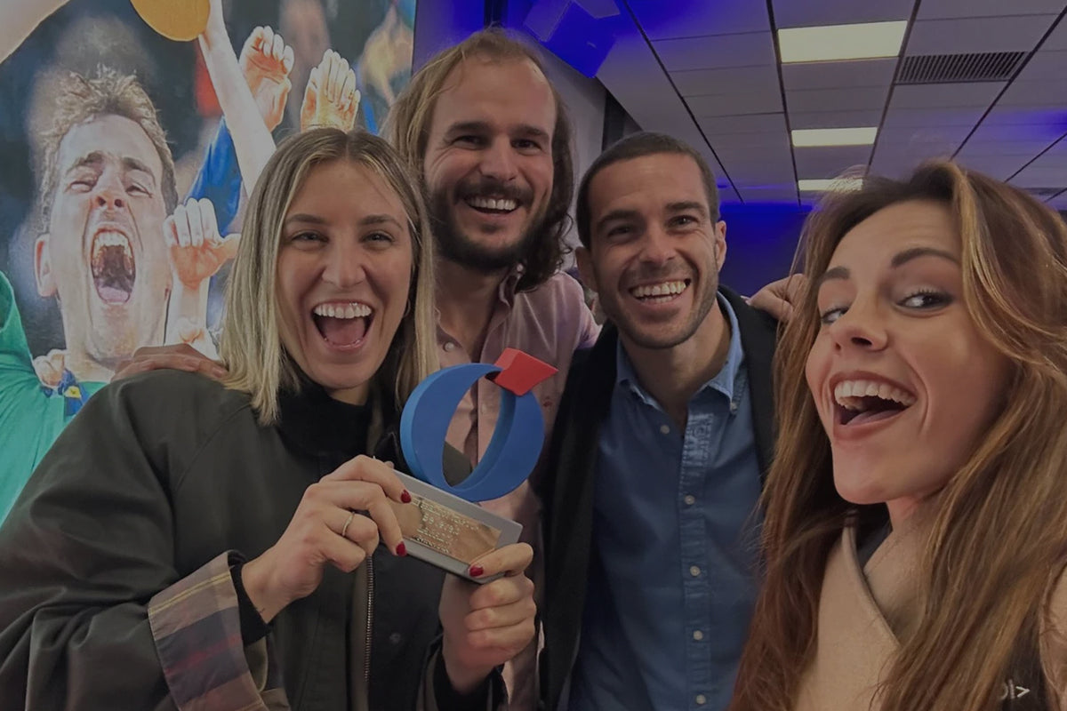 Premio a la mejor startup en categoría salud, por La Razón