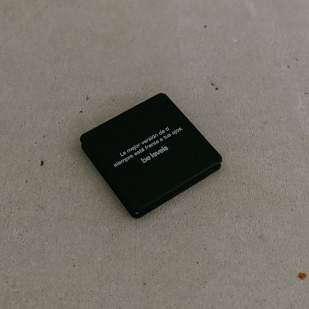 Espejo de bolsillo exclusivo be levels